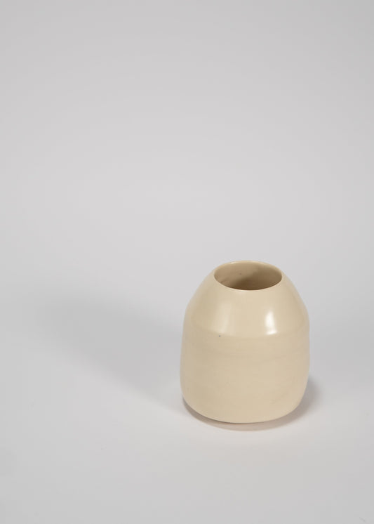 Handmade Warm Off-White Mini Ceramic Vase – Small Bud Vase for Home Decor