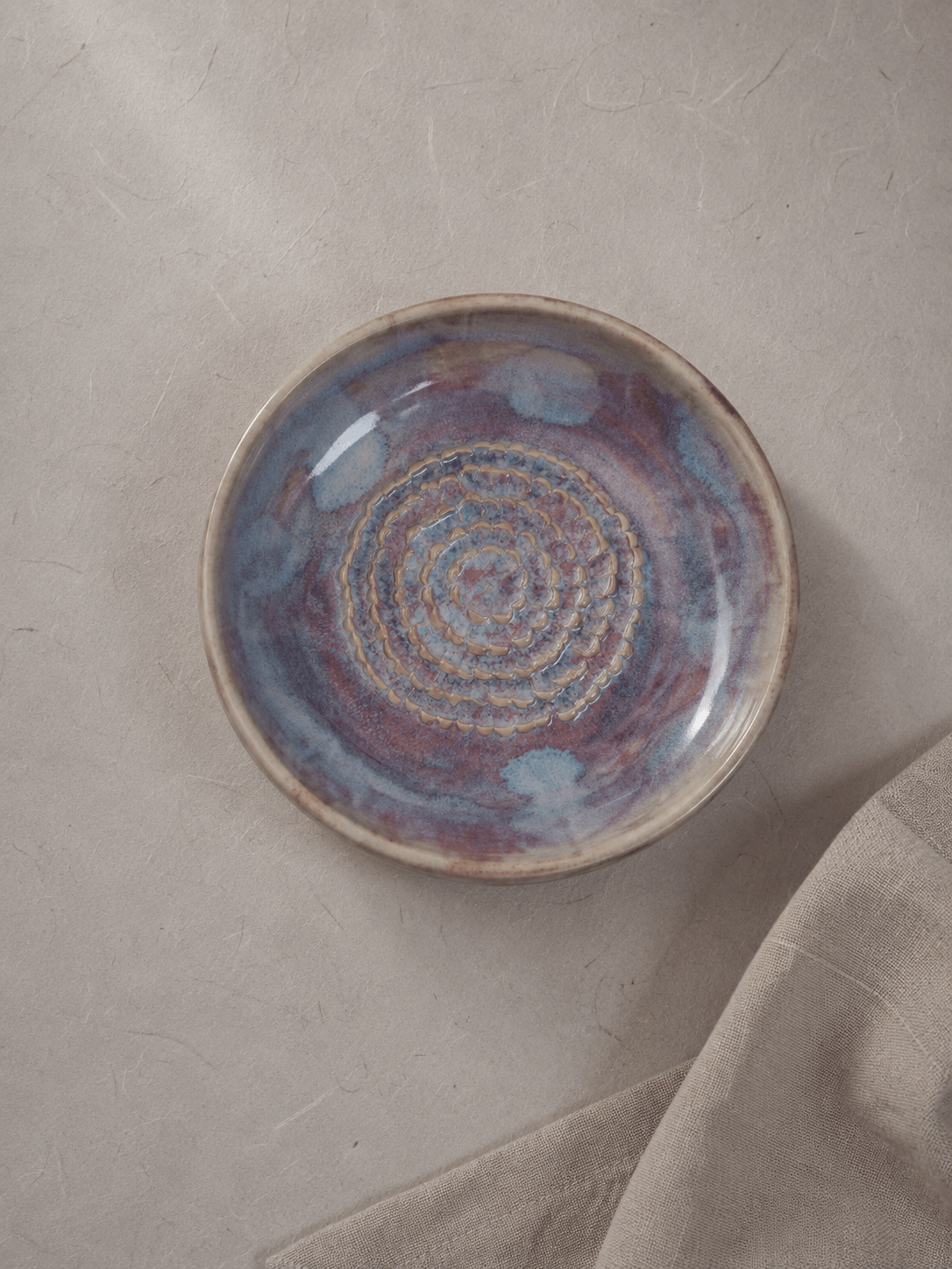 Lavender Tide Garlic Grater