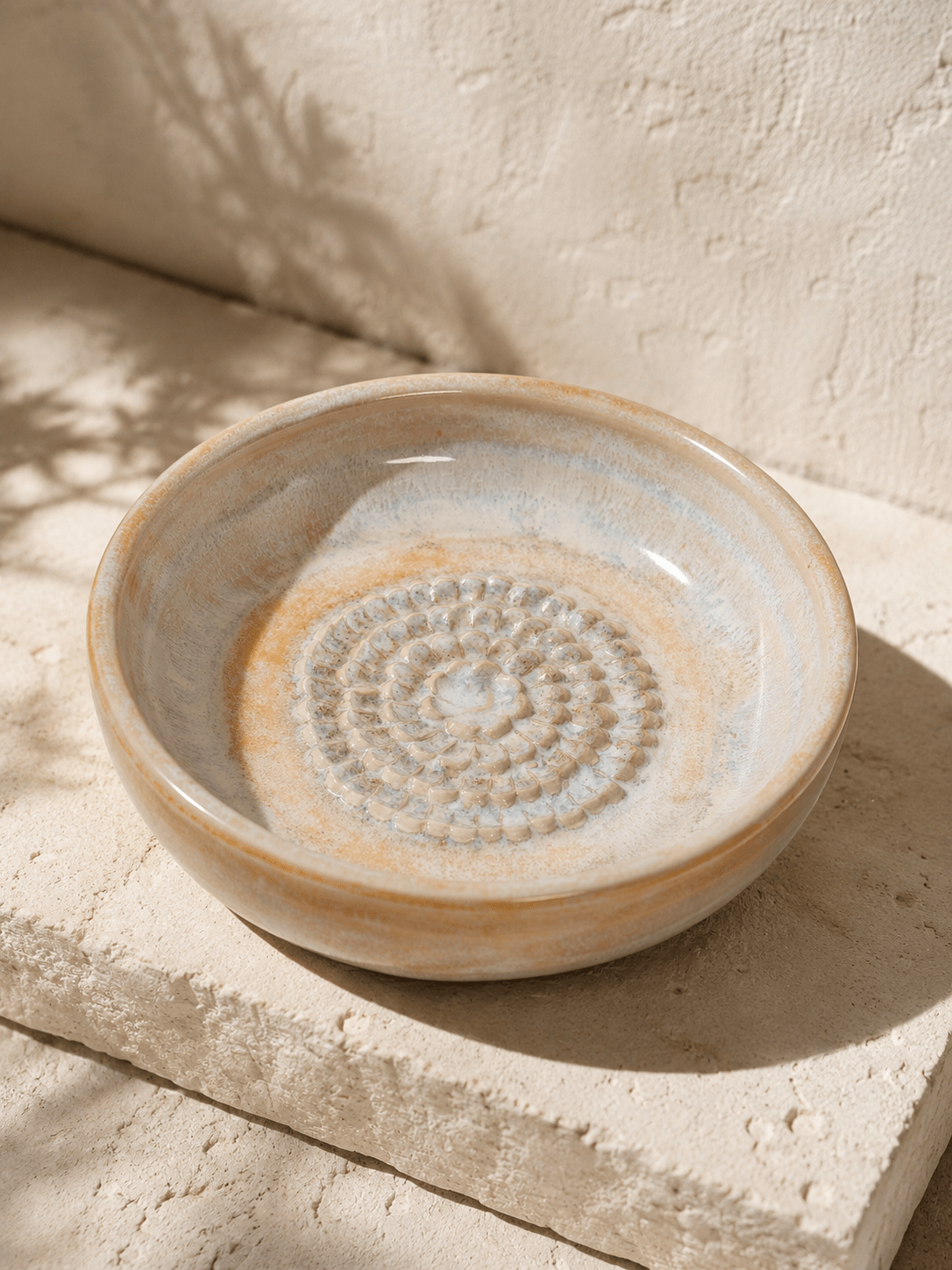 Sunlit Bloom Garlic Grater