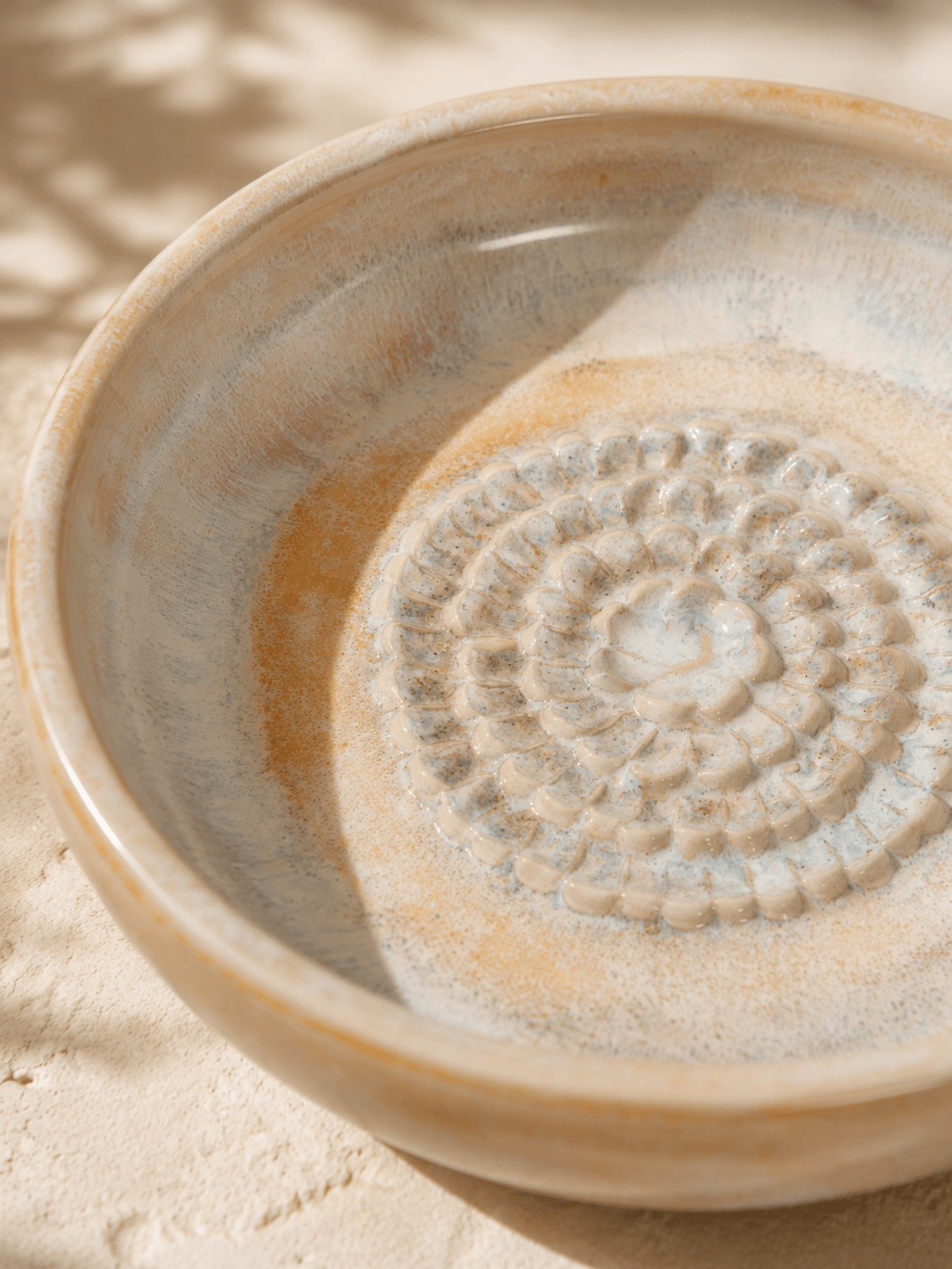Sunlit Bloom Garlic Grater